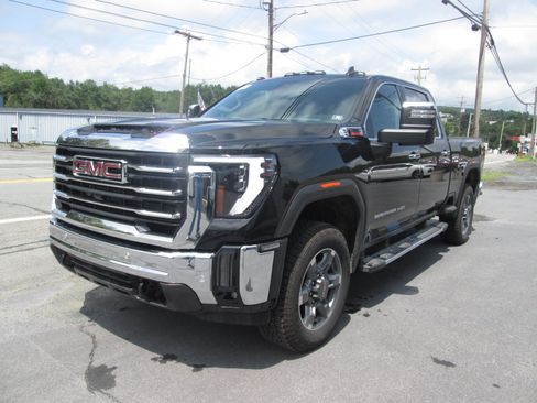 New 2025 GMC Sierra 2500 SLT w/ SLT Premium Package image 1
