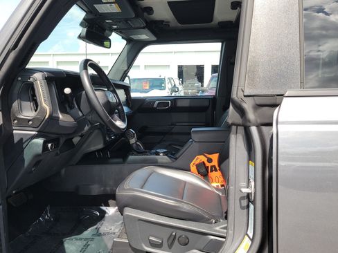 Used 2025 Ford Bronco Badlands AWD/4WD image 19
