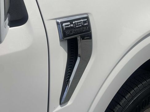 Certified 2022 Ford F150 Platinum w/ Equipment Group 701A High AWD/4WD image 7