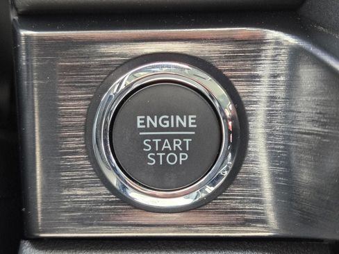 New 2026 Ford F250 4x4 Crew Cab Super Duty image 19