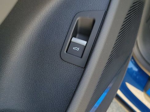 New 2026 Audi SQ8 Premium Plus AWD/4WD image 19