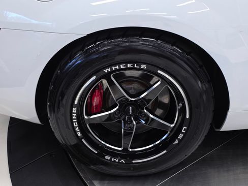 Used 2013 Chevrolet Camaro SS w/ SS Performance Package RWD image 5