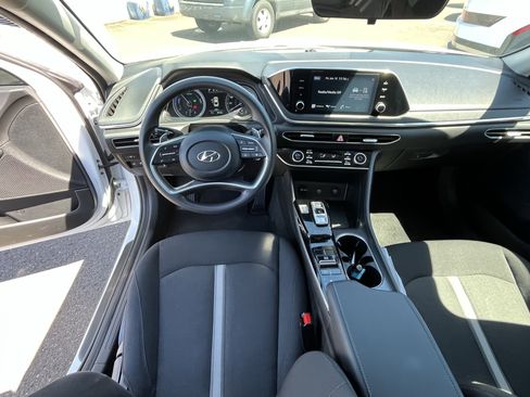 Used 2021 Hyundai Sonata Blue FWD image 11