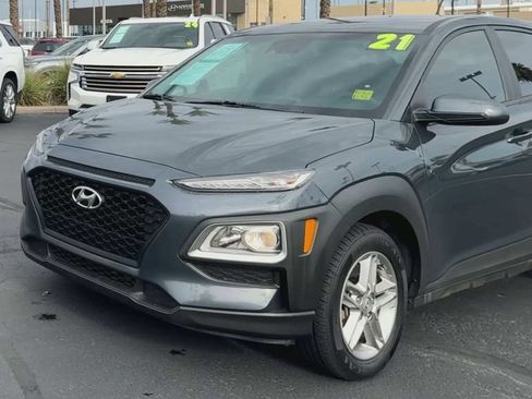 Used 2021 Hyundai Kona SE AWD/4WD image 5