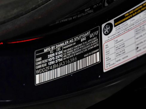 Used 2018 Mercedes-Benz E 300 image 64