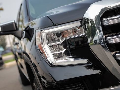 Used 2019 GMC Sierra 1500 SLE w/ SLE Value Package AWD/4WD image 21