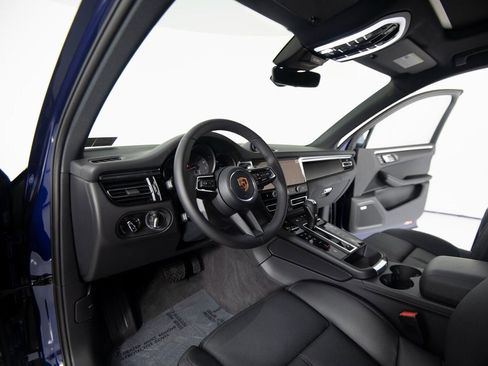 New 2026 Porsche Macan S image 16