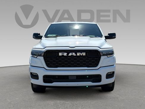 New 2026 RAM 1500 4x4 Crew Cab image 20