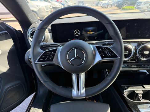 Certified 2026 Mercedes-Benz CLA 250 4MATIC image 9