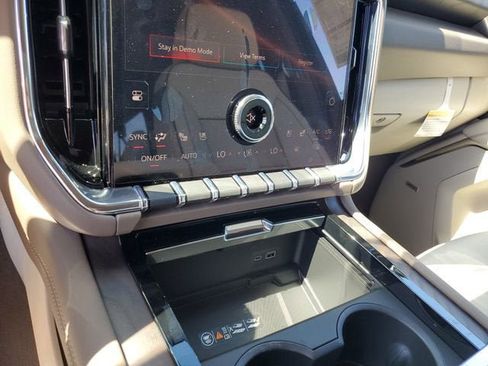 New 2026 GMC Yukon XL Denali w/ Denali Reserve Package AWD/4WD image 23