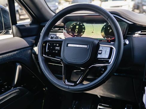New 2026 Land Rover Range Rover Sport Dynamic SE AWD/4WD image 15
