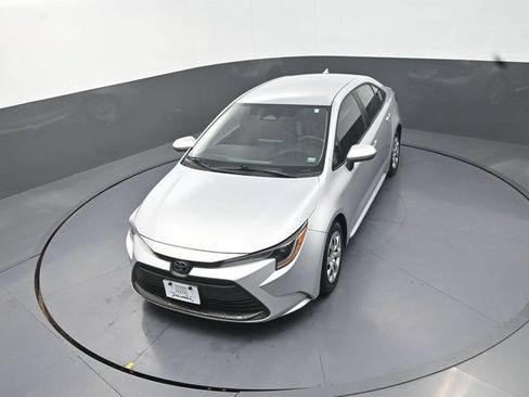 Used 2023 Toyota Corolla LE FWD image 13