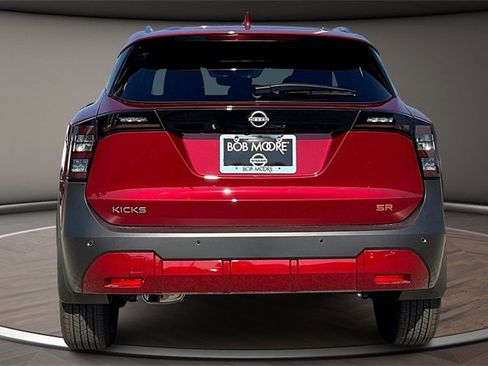 New 2025 Nissan Kicks SR w/ Interior Electronics Package image 4