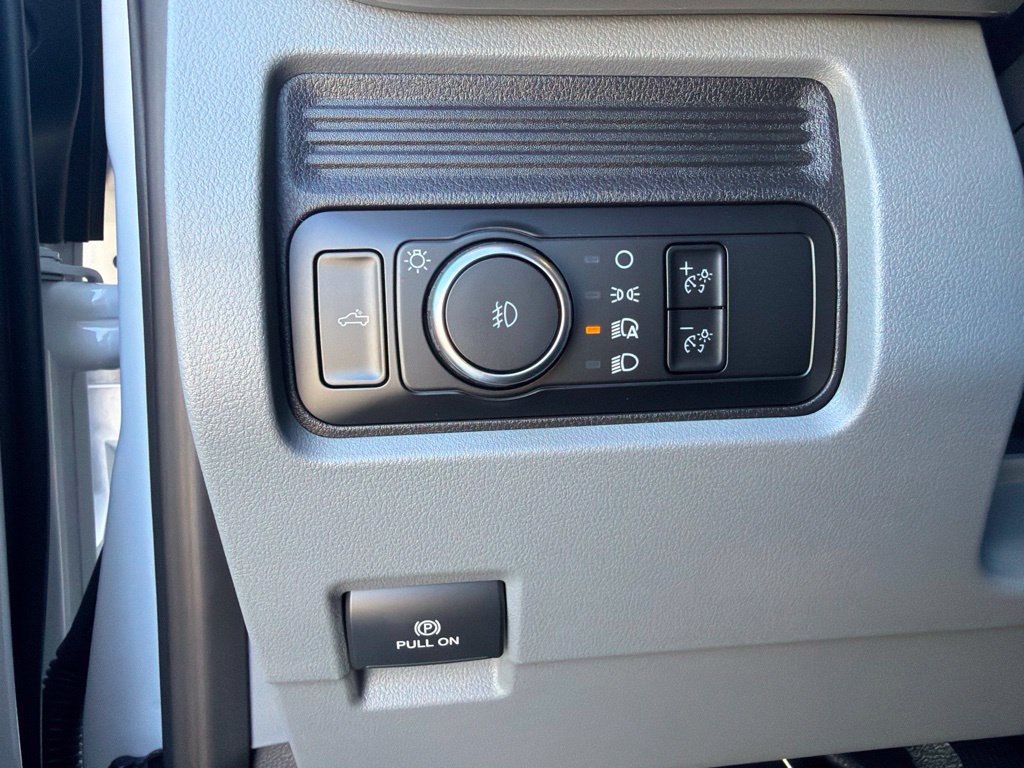 New 2027 Ford F350 XL AWD/4WD image 25