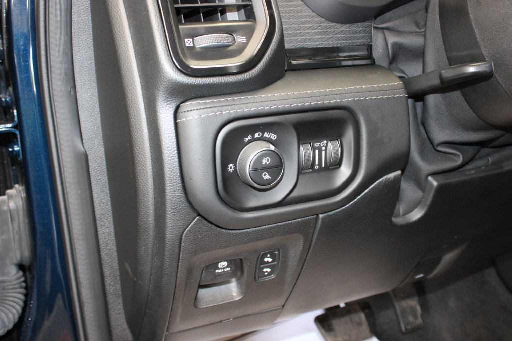 Used 2022 RAM 1500 Limited AWD/4WD image 20
