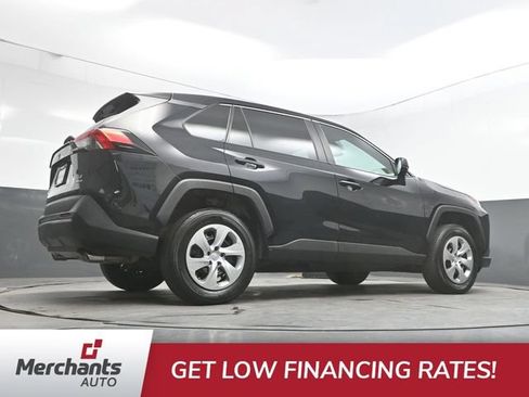 Used 2022 Toyota RAV4 LE w/ Carpet Mat Package (TMS) AWD/4WD image 49