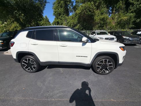 Used 2018 Jeep Compass Limited AWD/4WD image 15