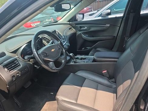 Used 2019 Chevrolet Impala LT w/ LT Convenience Package FWD image 5