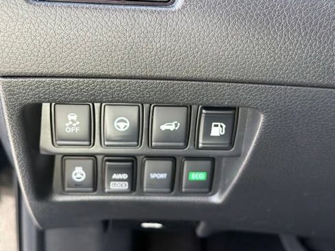 Used 2020 Nissan Rogue SL w/ Premium Package AWD/4WD image 32