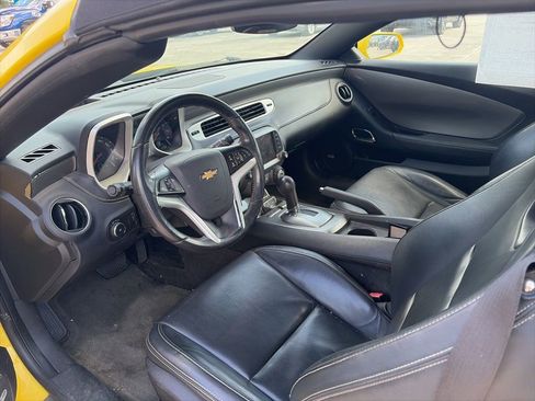 Used 2015 Chevrolet Camaro LT w/ RS Package image 9