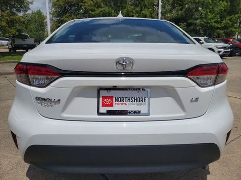 Certified 2026 Toyota Corolla LE w/ LE Premium Package FWD image 5