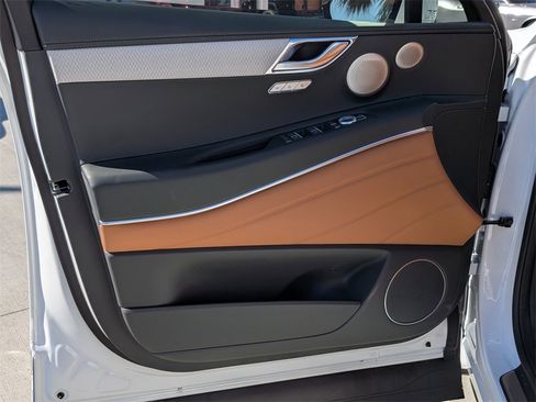 New 2026 Genesis GV80 3.5T Prestige image 10