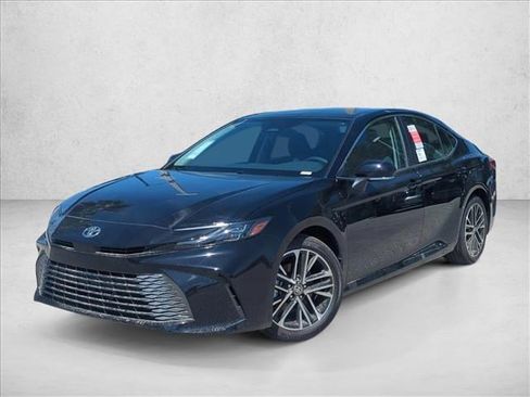 New 2026 Toyota Camry XLE FWD image 1
