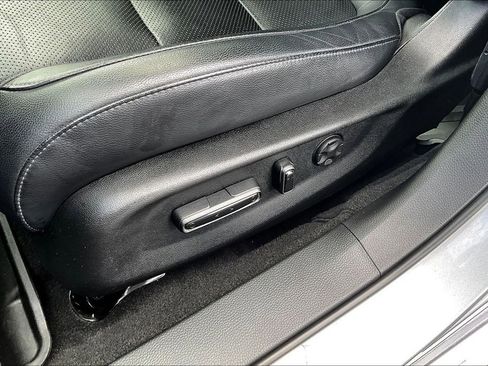 Used 2018 Honda Accord Touring image 38