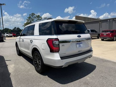 Used 2019 Ford Expedition Limited w/ Equipment Group 301A RWD image 7