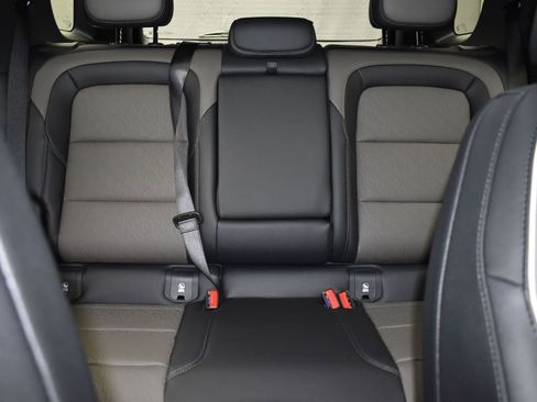 New 2026 Chevrolet Equinox LT w/ Convenience Package II image 24