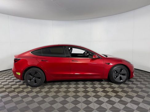 Used 2023 Tesla Model 3 Standard Range RWD image 2