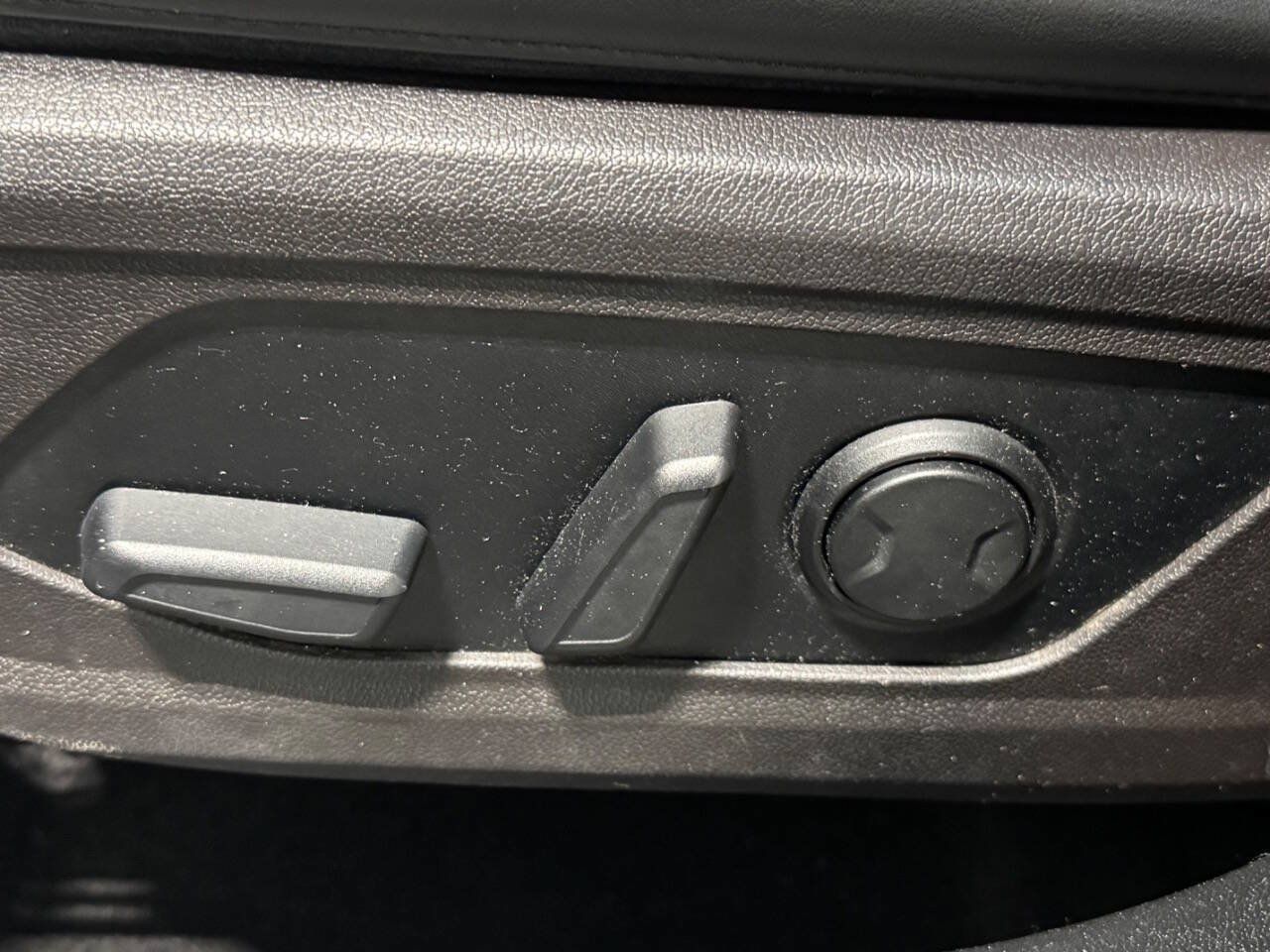 Used 2021 Kia Sorento EX AWD/4WD image 13
