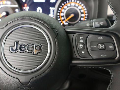 New 2026 Jeep Gladiator Willys image 10