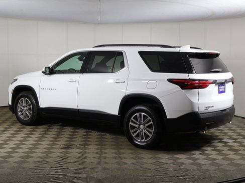 Used 2024 Chevrolet Traverse LT FWD image 9