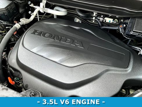 Used 2023 Honda Passport TrailSport image 31
