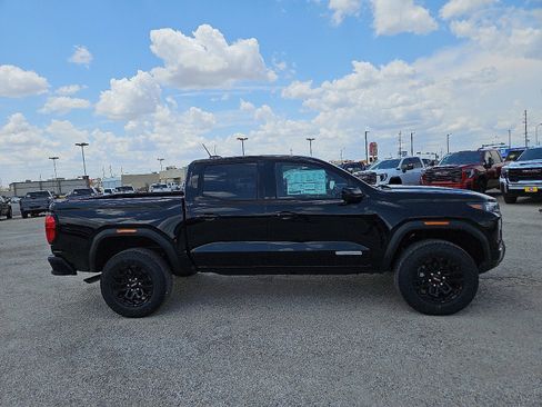 New 2026 GMC Canyon Elevation w/ Convenience Package RWD image 6
