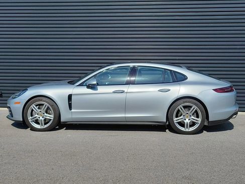 Certified 2018 Porsche Panamera RWD image 2