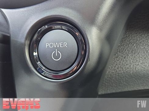 New 2026 Toyota Sienna Platinum image 9