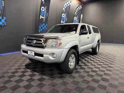 Used 2010 Toyota Tacoma 4x4 Access Cab V6 image 1