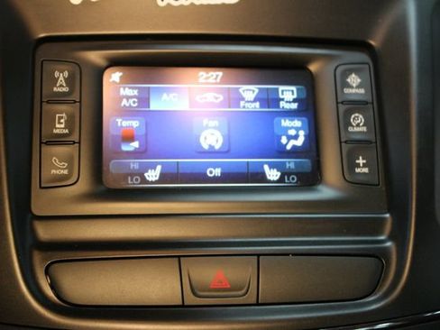 Used 2016 Chrysler 200 S AWD/4WD image 24
