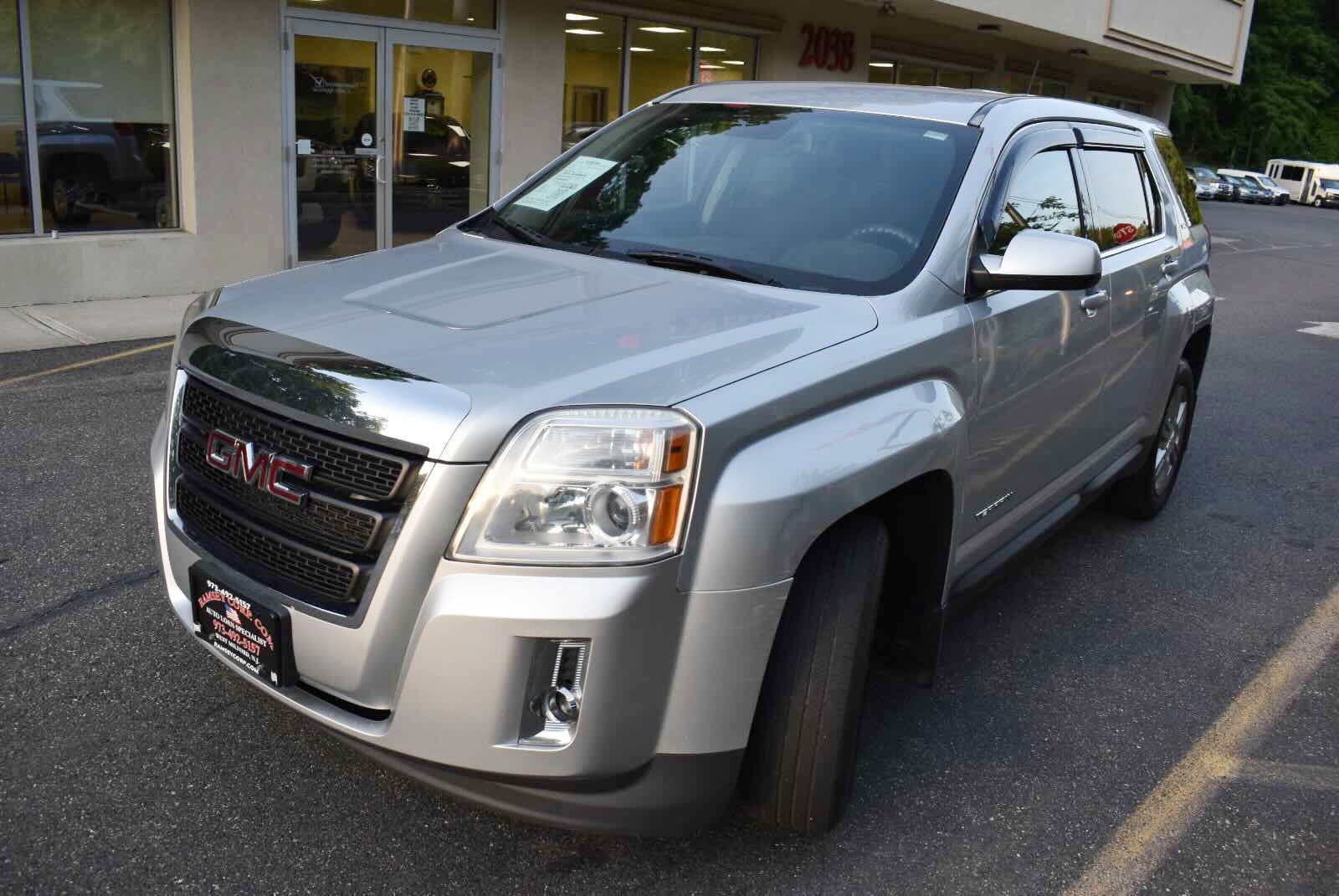 Used 2015 GMC Terrain SLE w/ LPO, Protection Package FWD image 8