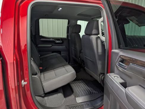 Used 2024 GMC Sierra 1500 Elevation image 26