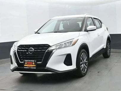 Used 2021 Nissan Kicks SV
