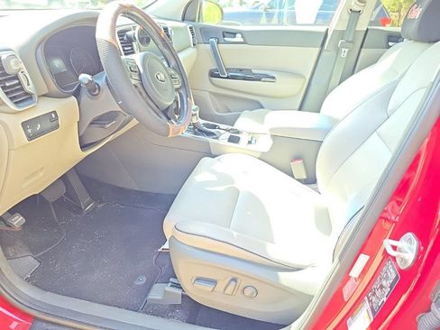 Used 2018 Kia Sportage EX w/ EX Premium Package FWD image 7