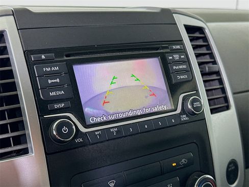 Used 2018 Nissan Frontier SV image 10