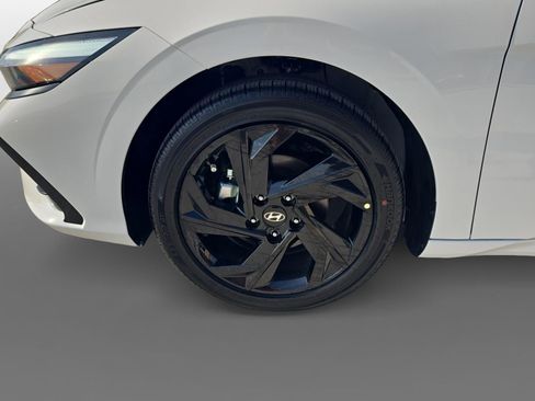 New 2026 Hyundai Elantra SEL Sport Premium image 9