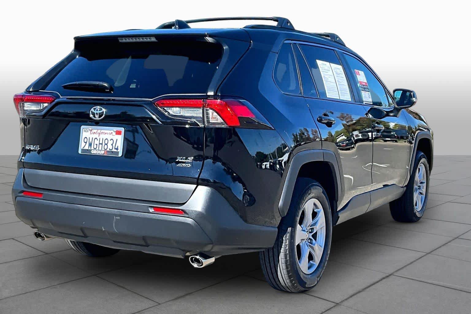 Certified 2025 Toyota RAV4 XLE w/ Convenience Package AWD/4WD image 12