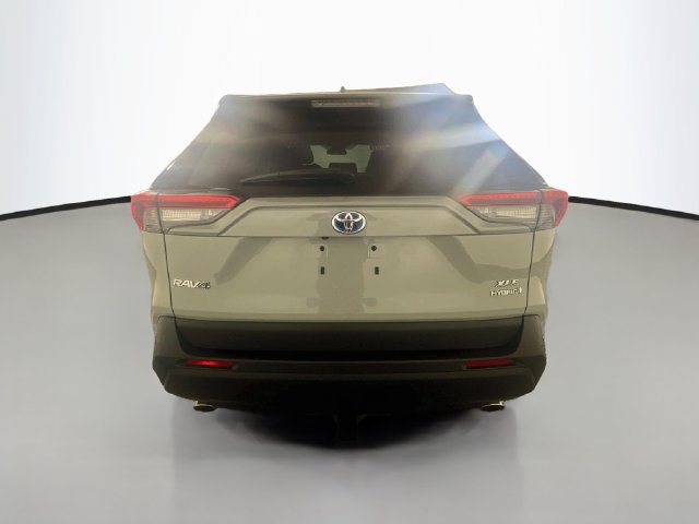 Used 2022 Toyota RAV4 XLE AWD/4WD image 7