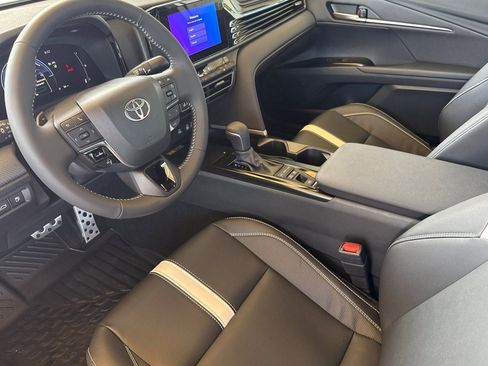 New 2026 Toyota Camry SE image 11