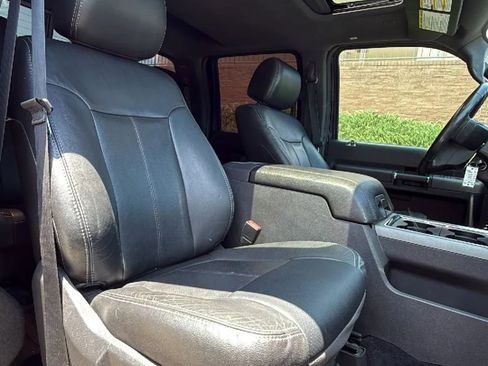 Used 2012 Ford F250 Lariat w/ Lariat Ultimate Pkg AWD/4WD image 30